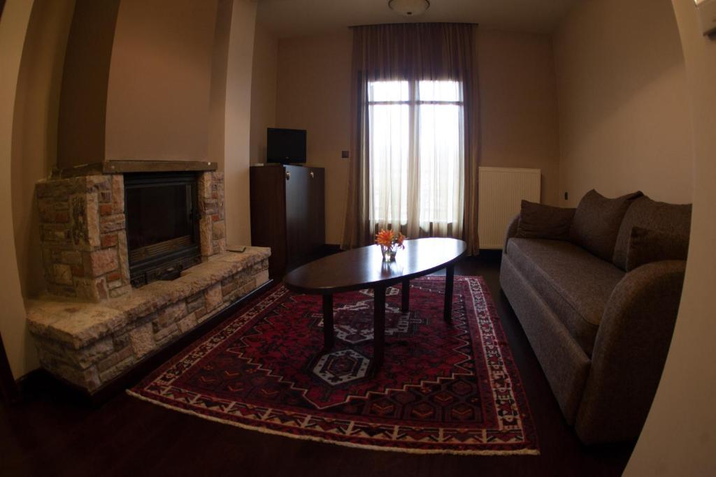 Titagion Hotel Plastiras