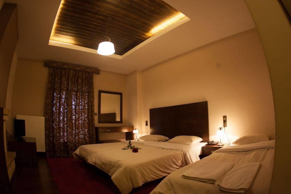 Hotel Titagion